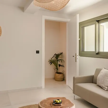Vila Sensi Lixouri